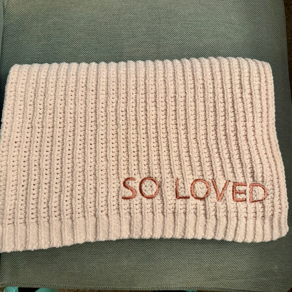 Pink Ribbed Knit baby blanket - Picture 1 of 3